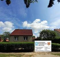 Ihr Haus mit Potential, Garagen, Garten und Hoffläche! - Anklam