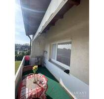 Lichtdurchflutete 3 Zimmer-Wohnung mit Balkon und Garage - Rottweil