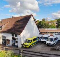 Wohnen und Arbeiten unter einem Dach: Vielseitiges Anwesen in Waldachtal