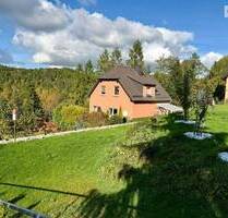 Einfamilienhaus in Burkhardtsdorf bei Chemnitz: 100 m², Traumlage, Terrasse, Grün, Wärmepumpe &Kamin - Burkhardtsdorf OT Kemtau