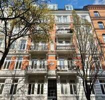 Jugendstil trifft Toplage: Traumhafte Altbauwohnung in direkter Nähe zur Außenalster - Hamburg St. Georg