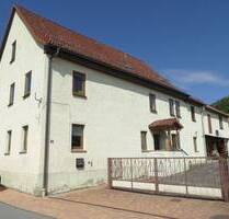 DIREKT IN UHLSTÄDT ! Großzügiges Ein- bis Zweifamilienhaus mit Potential in ruhiger und schöner Lage zu verkaufen - Rudolstadt Nord
