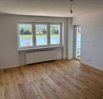 Rheinpromenade! Erstbezug nach Modernisierung! 4-Zimmerwohnung mit schickem Duschbad und Loggia - Remagen