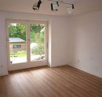 Ältere 3,5-Zi.-EG-Wohnung mit Südterrasse - teilrenoviert - Altdorf