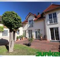 ***Ein schönes junges Haus*** - 720.000,00 EUR Kaufpreis, ca.  153,00 m² Wohnfläche in Rodgau (PLZ: 63110)