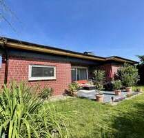 Fröndenberg-Frömern: Freistehender Bungalow mit Garage in familienfreundlicher Lage!