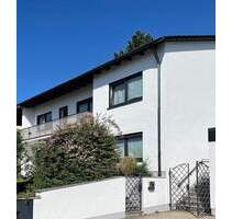 Einfamilienhaus in Traumlage - 729.000,00&nbsp;EUR Kaufpreis, ca.&nbsp; 235,00&nbsp;m&sup2;&nbsp;Wohnfl&auml;che in Nittendorf (PLZ: 93152) Undorf