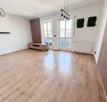 Schicke 2-Zimmer-Wohnung mit Balkon! - Dörfles-Esbach