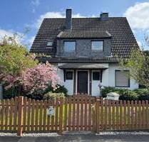 Reduziert! Ein richtiges Kleinod, freistehendes, grundsolides Einfamilienhaus in toller Lage von Mönchengladbach