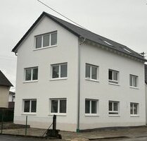 Neubau OG Wohnung in Burgau - 900,00 EUR Kaltmiete, ca.  71,00 m² in Burgau (PLZ: 89331)