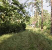 Familienglück in Heidesee: Über 2.000 m² Bauland mit Ferienhaus in Heidesee (bereits geteilt!)