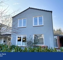 Sonniges fünf Zimmer Familiendomizil - plus Garage!!! - Norderstedt Harksheide