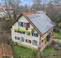Kunstvolles Wohn-Unikat - Hundertwasser-inspirierte Familienoase mit Bergblick! - Kirchheim Spöck