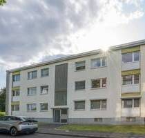 Helle 4-Zimmer-Wohnung mit ca. 104 m², sonnigem Balkon und großzügiger Raumaufteilung - Mönchengladbach Hermges