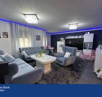 Top renovierte 3 Zimmer Wohnung mit Gäste WC und Einbauküche mit Kochinsel - Essen Altenessen-Süd