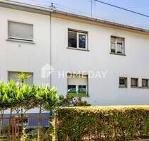 Doppelhaushälfte mit riesigem Garten, Balkon und Garagen in familienfreundlicher Lage - Frankfurt am Main Griesheim