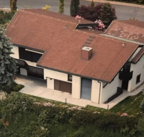 Seltene Gelegenheit: Großes Einfamilienhaus mit Garten - niedrigste Gewerbesteuer in Bayern - Bad Alexandersbad