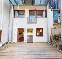 Pfiffiges modernisiertes Reihenmittelhaus in ruhiger Lage von Neuenburg!