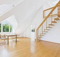 Elegante Galeriewohnung mit ruhigem Südbalkon in Waldtrudering - München