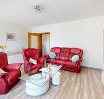 Einziehen. Wohlfühlen. Zuhause sein - Möblierte 3-Zimmer-Wohnung mit Blick ins Grüne - München Industriebezirk