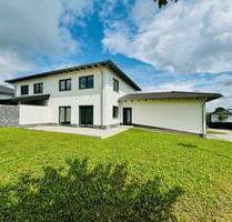 Moderne Doppelhaushälfte (EEK A+) auf sonnigem Grundstück in schönem Wohngebiet! - Oberschneiding