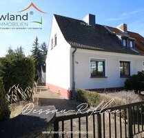 Charmante Doppelhaushälfte in Dessau-Roßlau mit möglichen Baugrundstück!