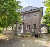 Unten arbeiten und oben wohnen, auf ca. 400qm Fläche in Bremen- Lesum. - Bremen / Lesum Burgdamm