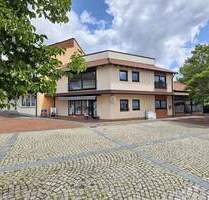 Gelegenheit! Lichtvolle Stadtwohnung mit Garage: DIE Alternative zum Haus! - Rödental Oeslau