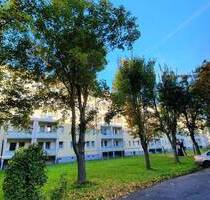 Erdgeschoss-2-Raum-Wohnung mit Balkon - Zittau