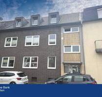 Attraktives Mehrfamilienhaus in ruhiger Lage in Duisburg Friemersheim! Eigentümerwohnung wird leer!