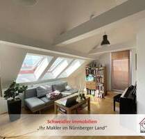 Über den Dächern von Johannis: Schöne 2-Zimmer-DG-Wohnung mit Dachbalkon zur Miete (5. OG) - Nürnberg Gärten h d Veste