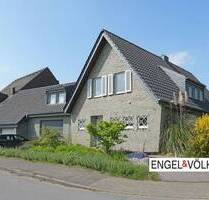 Modernisiertes Einfamilienhaus mit Einliegeroption in begehrter Lage von Krefeld-Traar
