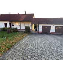 Großzügiges Ein-Zweifamilienhaus, 2116 m² Grund, 237 m² Wohnfl., Bestlage in Marloffstein