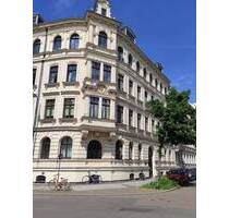 Charmante Erdgeschosswohnung in Leipzig mit Balkon