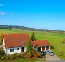 Einfamilienhaus in Buchau bei Mainleus - viel Platz, viel Ruhe, Weitblick ins Grüne - Mainleus / Buchau