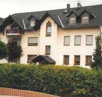 Wohnen über den Dächern - 2-Zimmer-Wohnung mit Balkon - Saalfeld