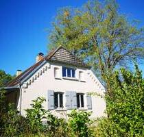 Wohnen mit Weitblick - Gr. Landhaus mit ELW, Ausbaureserve, Scheune und Garagen auf 2566 m² Grund - Jördenstorf Klein Markow