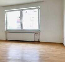 HELL & GERÄUMIG: 3-Zimmer mit Abstellraum, Wannenbad und Balkon im 1.OG! - Bad Gandersheim