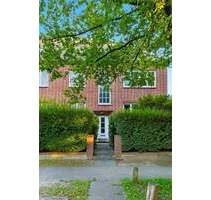 Großzügige und helle 5-Zimmer-Wohnung mit idealem Grundriss - Hamburg Marienthal