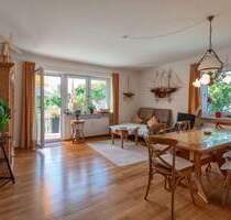 Wohlfühl-Wohnung: 3 Zimmer-OG mit Balkon und gepflegtem Gartenanteil - Eichenau