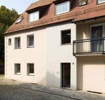 ***PRÄCHTIGE KULISSE...WOHNEN AN DER STADTMAUER...CITYNAH...MIT Einbauküche*** - Nürnberg Lorenz