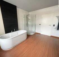 Stylische Maisonette-Wohnung mit offener Küche & großem Balkon - Aue-Bad Schlema