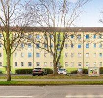 Sonnig & saniert: 3-Zi.-Wohnung, SW-Balkon, gepflegtes Ambiente, begehrte Ludwigsfelder Top-Lage