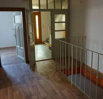 Schöne Maisonettewohnung mit 3 ZKB mit kleinem Garten im EG, vermietet und zentral in Guxhagen