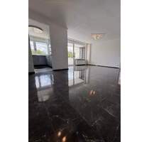 Frisch renovierte 4-Zimmer-Wohnung mit Balkon in Mainz-Gonsenheim ab sofort verfügbar