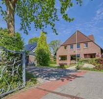 Familienparadies in Ottendorf - Zweifamilienhaus mit großem Potential