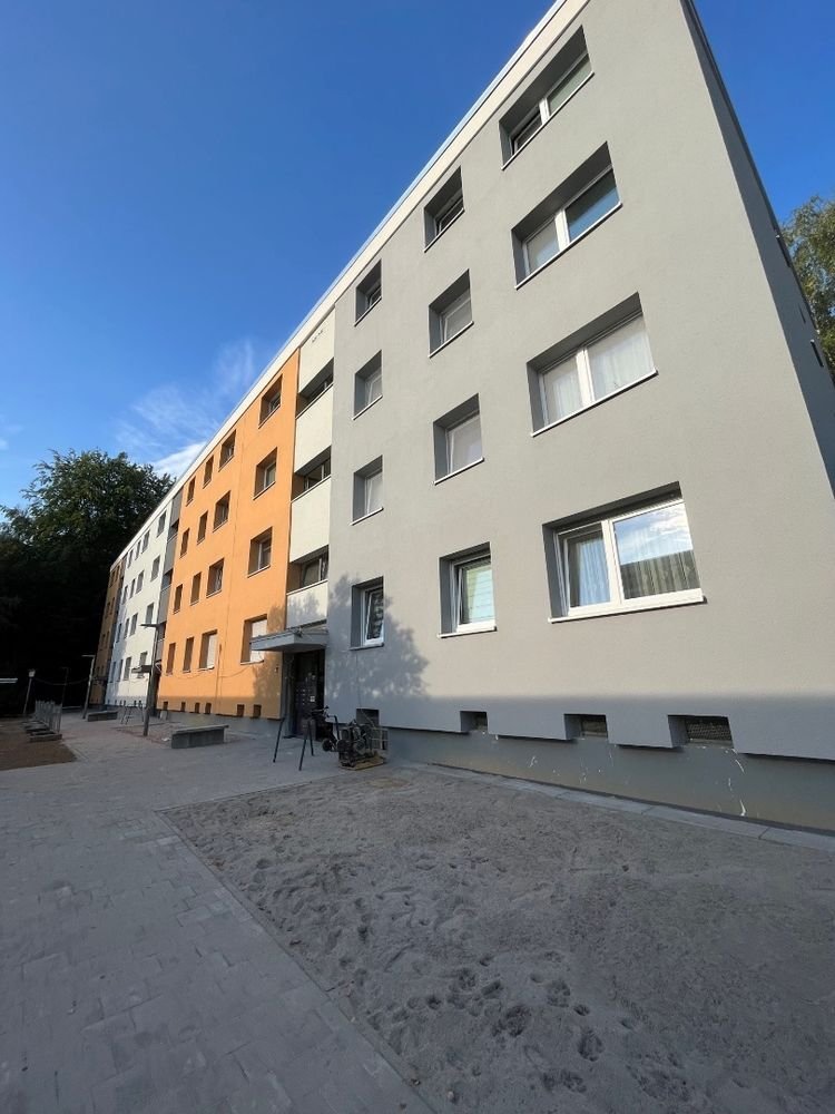 geräumige 4,5-Zimmer-Wohnung - 1.250,00 EUR Kaltmiete, ca.  95,57 m² in Wiesbaden (PLZ: 65199) Dotzheim