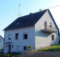 *RESERVIERT* Wohnhaus mit Terrasse, Garten und Garage in Wahlen zu verkaufen! - Losheim am See