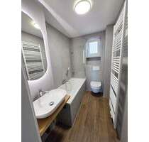 2 Zimmer Wohnung in Fürth komplett renoviert mit Balkon zentrale Lage in Fürth PROVISIONSFREI