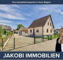 Freistehendes Einfamilienhaus mit großzügigem Nebengebäude und Grundstück in Vettweiß - Gladbach
